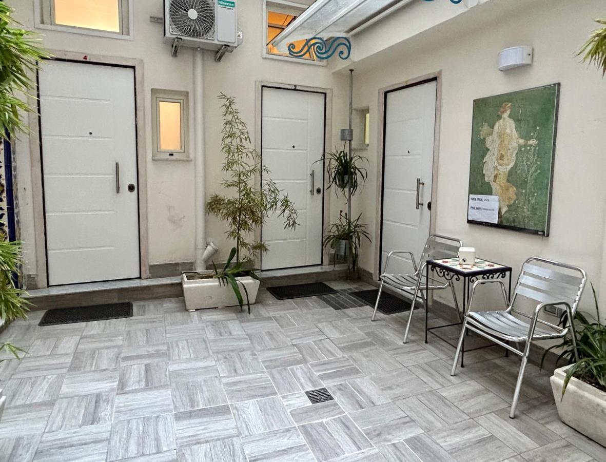 Tribunali Apartments Νάπολη Εξωτερικό φωτογραφία
