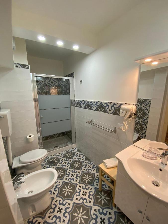 Tribunali Apartments Νάπολη Εξωτερικό φωτογραφία